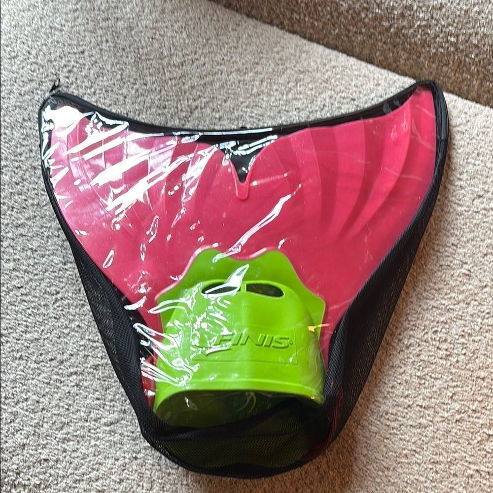 FINIS Pink and Green Mermaid Swim Fin - Picture 3 of 9